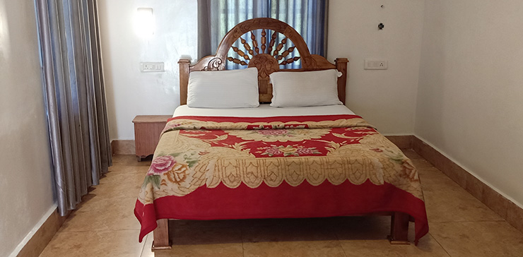 Bedroom 2 on the first floor of Green Cottage