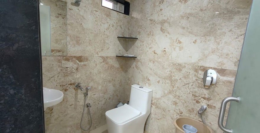 arasan-residency-bathroom-1