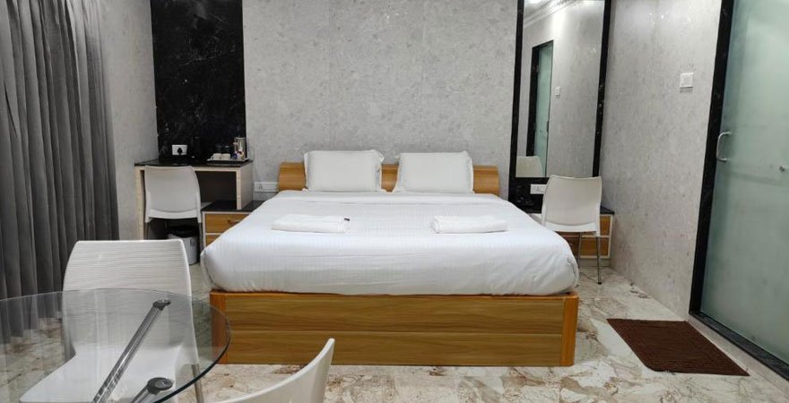 arasan-residency-bedroom-2