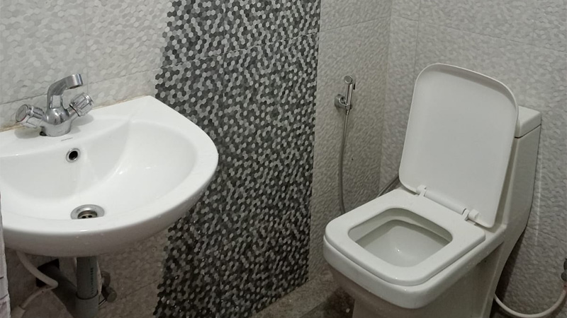 Clean Bathroom