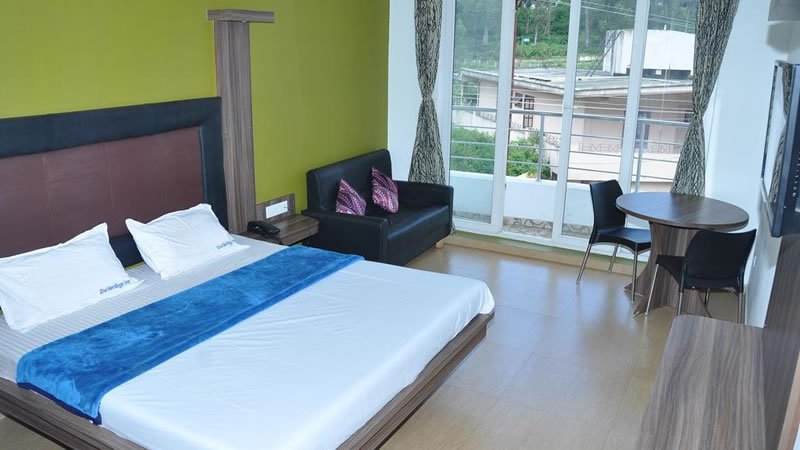 Deluxe room with balcony