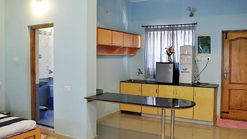 Room with kitchenette