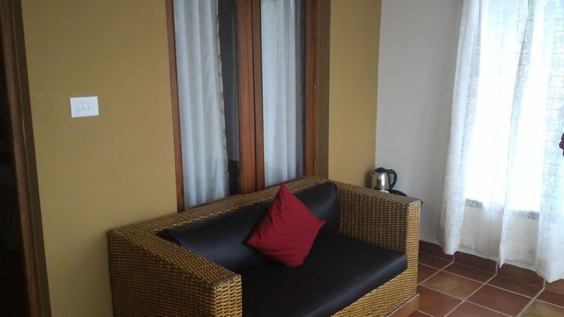 Cozy sitting area with sofa