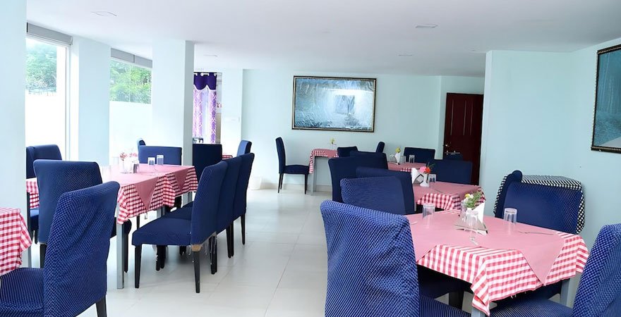 dining-area-1
