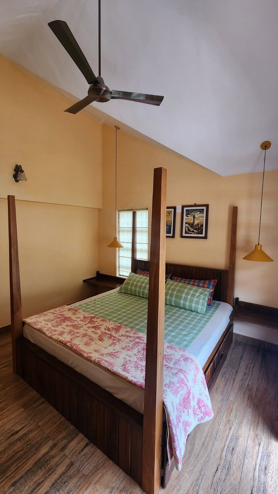 Four-poster bed in cozy room